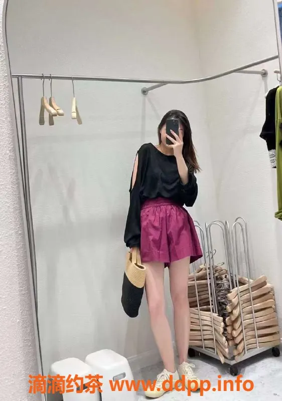 广州楼凤-白云区小妞，24岁热情美人，158cm，46斤