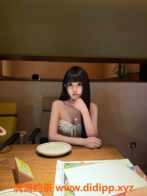 成都楼凤-成华区橘子，身高165，体重99，24岁，服务项目多