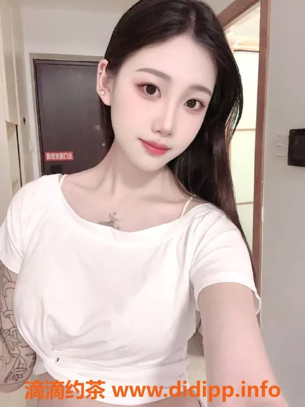 成都楼凤-交子大道嫩妹琪琪，7/12课时费，代聊服务