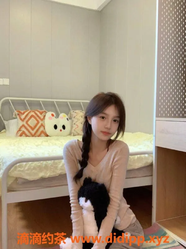 北京楼凤-朝阳劲松嫩妹颖颖，1400元服务好评如潮