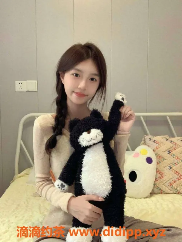 北京楼凤-朝阳劲松嫩妹颖颖，1400元服务好评如潮