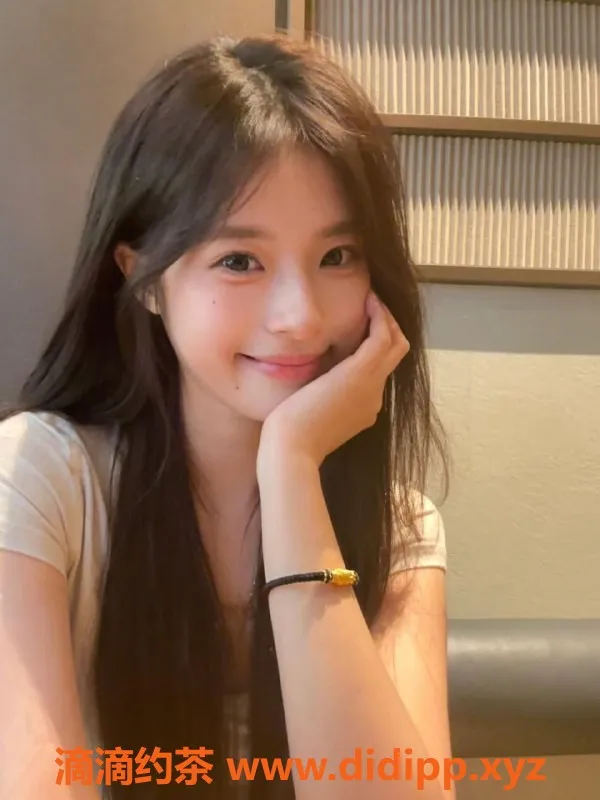 广州楼凤-天河诗玥，20岁小美女，164cm身材火辣