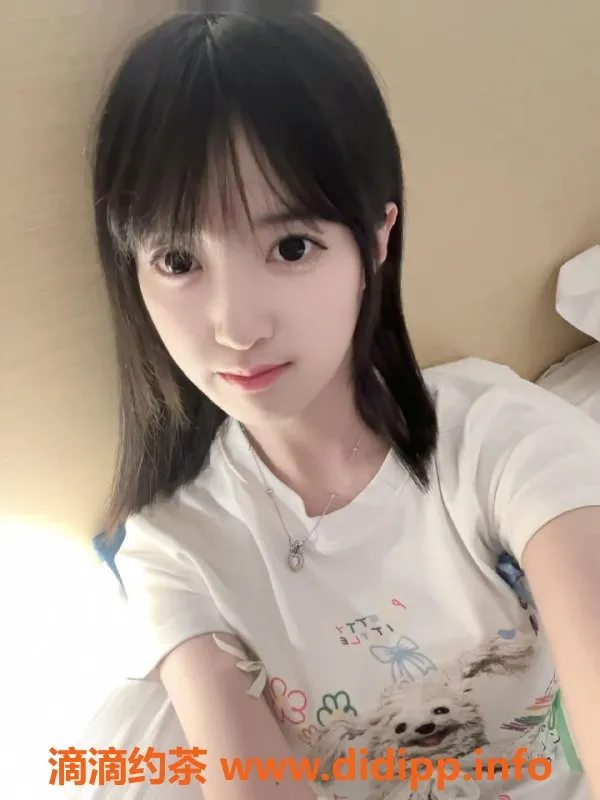 广州楼凤-越秀小师妹妍茜，20岁168cm，茶水费600元起