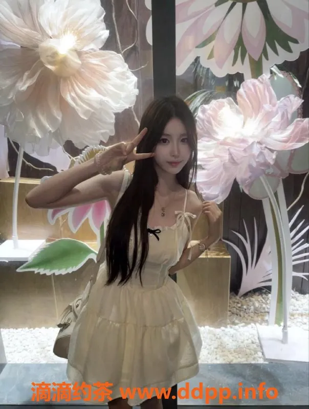 广州楼凤-广州乐柠，21岁165cm，茶水费600元起