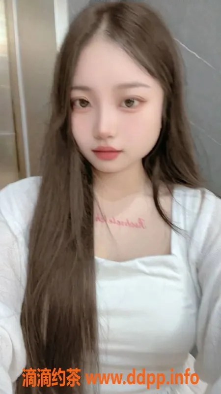 广州楼凤-黄埔甜美艺名糖果，洗吹做上门服务