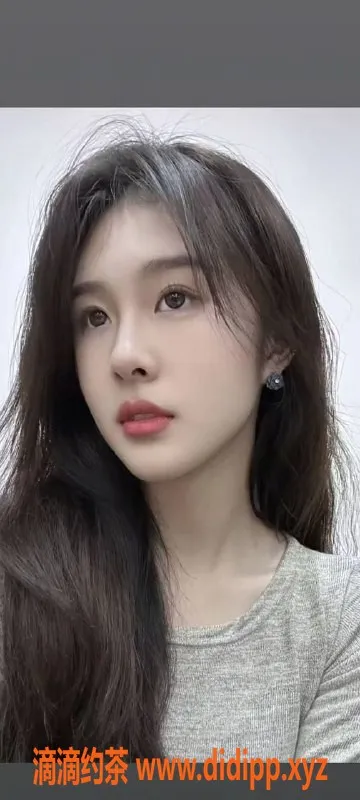 昆明楼凤资源信息,西山区拉拉酱，制服丝袜服务，价格600起