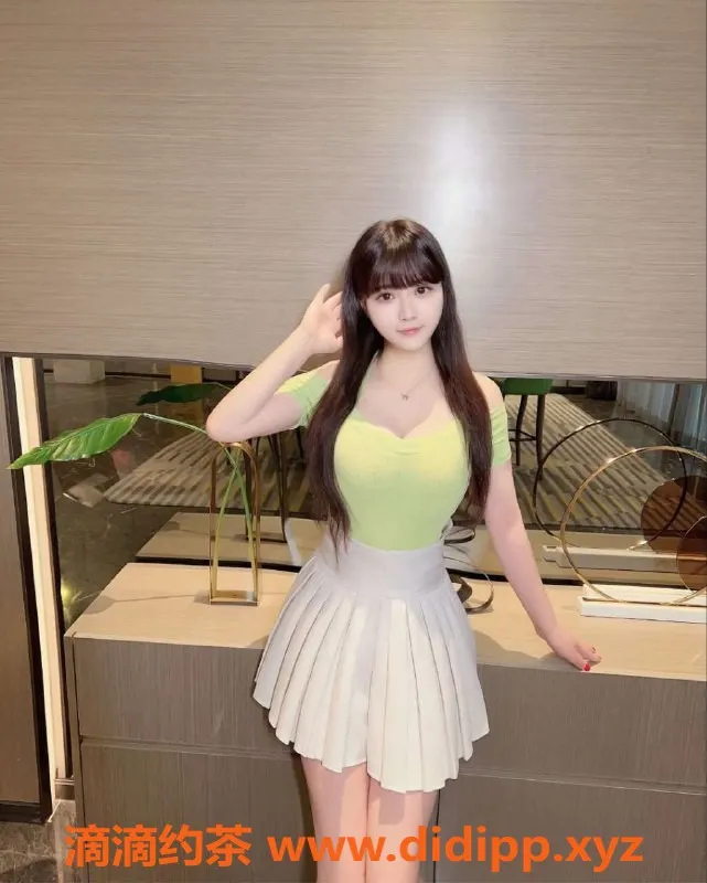 深圳楼凤资源信息,南山菲菲，25岁性感大波妹等你来约