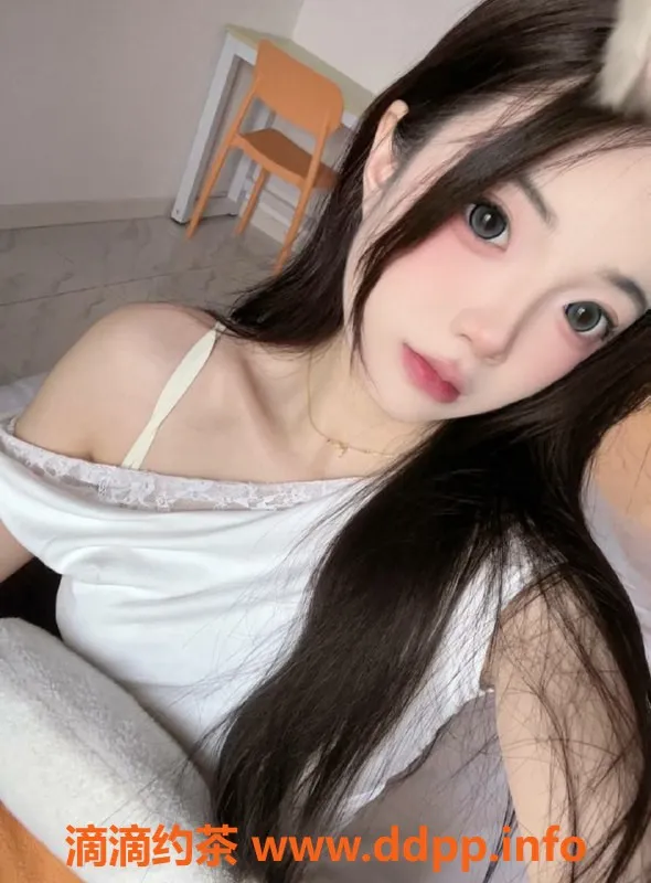 珠海楼凤-香洲兜兜，娇小可爱，服务周到