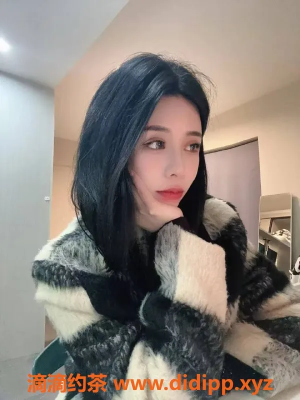 成都楼凤-武侯区楚楚，身材火辣，服务一流！