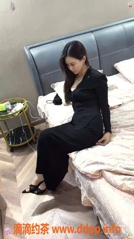 北京楼凤-北京亚运村小玖，23岁，身高167，96斤D罩杯