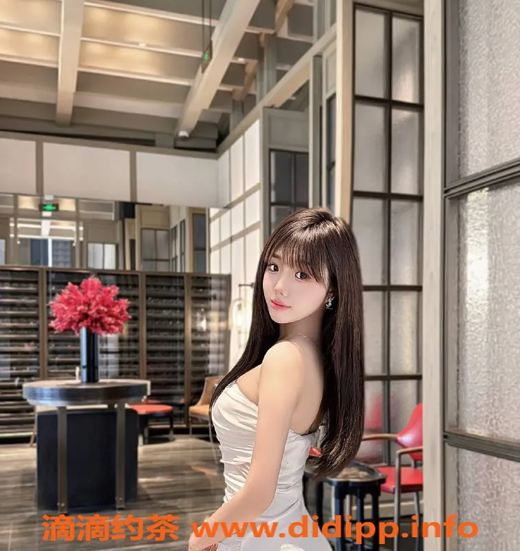 北京楼凤-北京三里屯佳琪，161cm，98斤，茶费9元