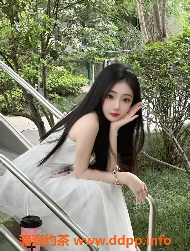 郑州楼凤-二七区安小小，19岁嫩妹，身高164cm，46kg，8元体验