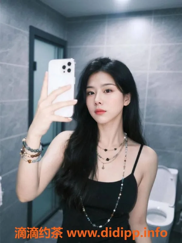 北京楼凤-丰台西局七七，165身高108体重，700元服务控