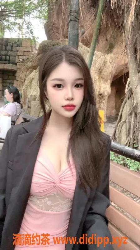 广州楼凤-天河御姐佳佳，800元享69蛇吻服务