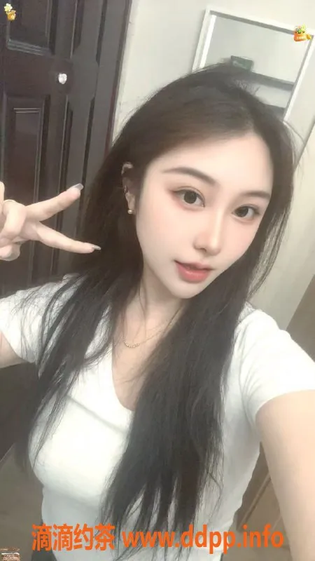 广州楼凤资源信息,天河天使小乖，22岁160cm，胸围36D，超值服务