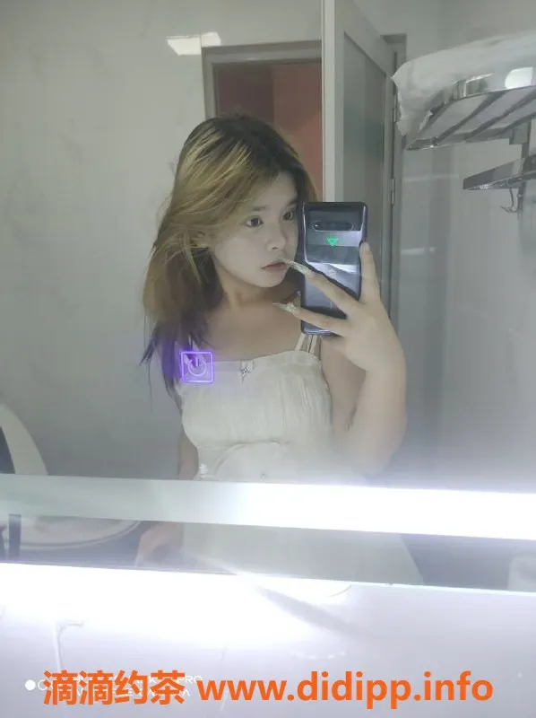 成都楼凤-成华区嫩妹骚骚，超多服务等你体验！