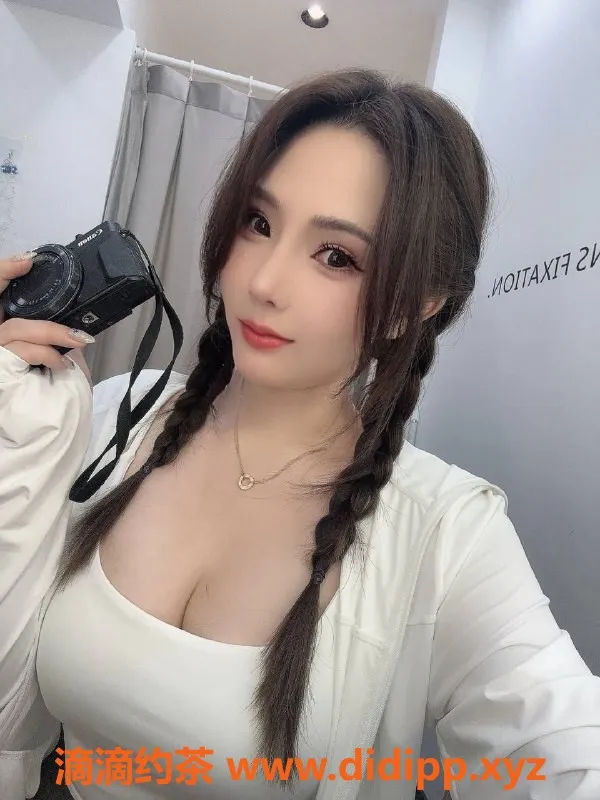 北京上门服务-朝阳小白妖，24岁164高D罩杯，服务精彩