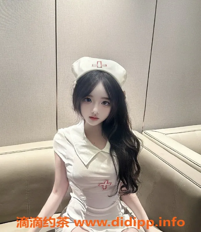 广州楼凤-天河18岁瑶瑶，160cm 34D粉嫩妹妹等你来约！