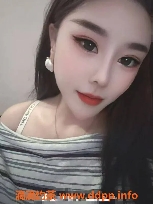 郑州楼凤-管城区24岁性感尤物珊珊，173cm肤白腿长