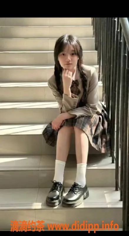 福州楼凤-福州晋安区小纯 162cm 90b+ 娃娃脸甜美少女