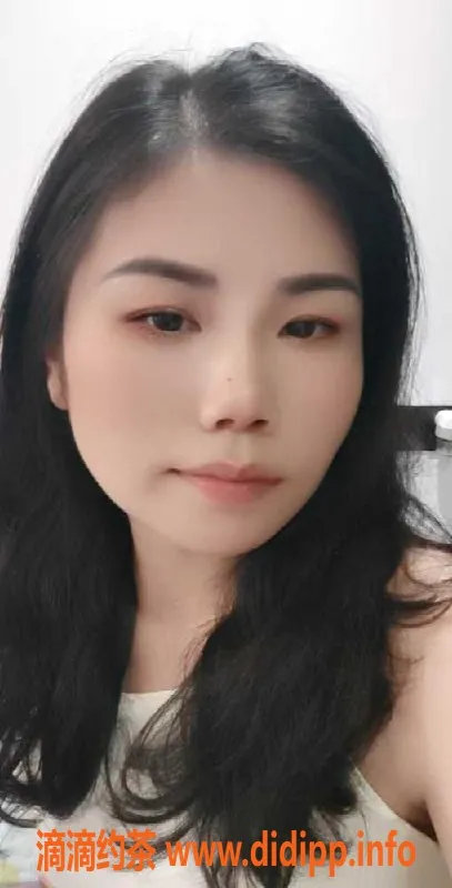 广州楼凤-番禺小少妇橙橙，27岁160cm，宁静又热情