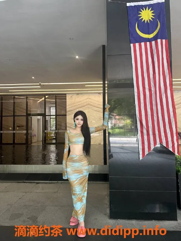 郑州楼凤-金水区雪宝，165cm，48kg，09年御姐，平价服务等你体验！