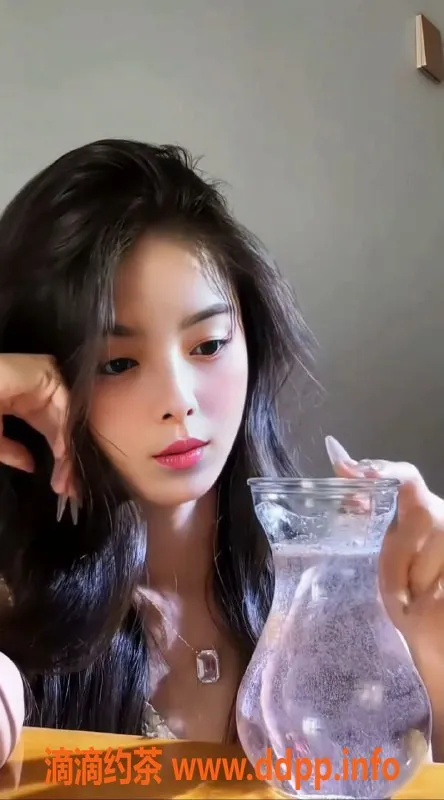 成都楼凤-武侯区少妇车杉杉，服务满分，价格优