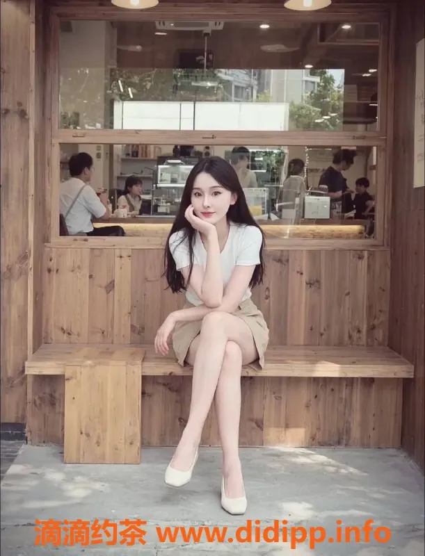 北京楼凤-丰台成寿寺糖糖，22岁163cm，体重102，茶费8