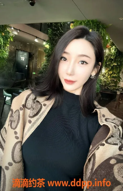 成都楼凤-武侯区御姐车Amy，颜值9.9，身材极佳