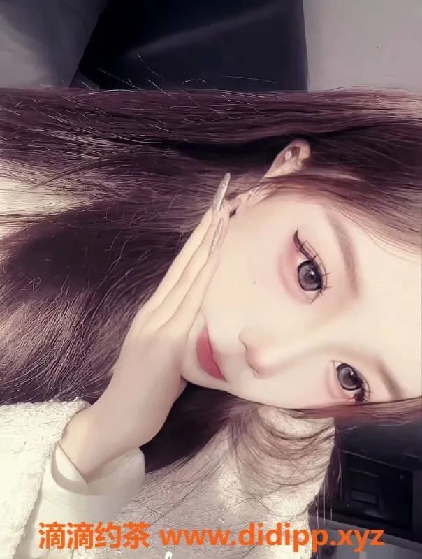 深圳楼凤-龙华区小洁：粉嫩女友服务，评分9.0