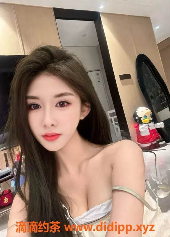 东莞楼凤-东莞常平小妖精，视频验证，超赞服务体验！