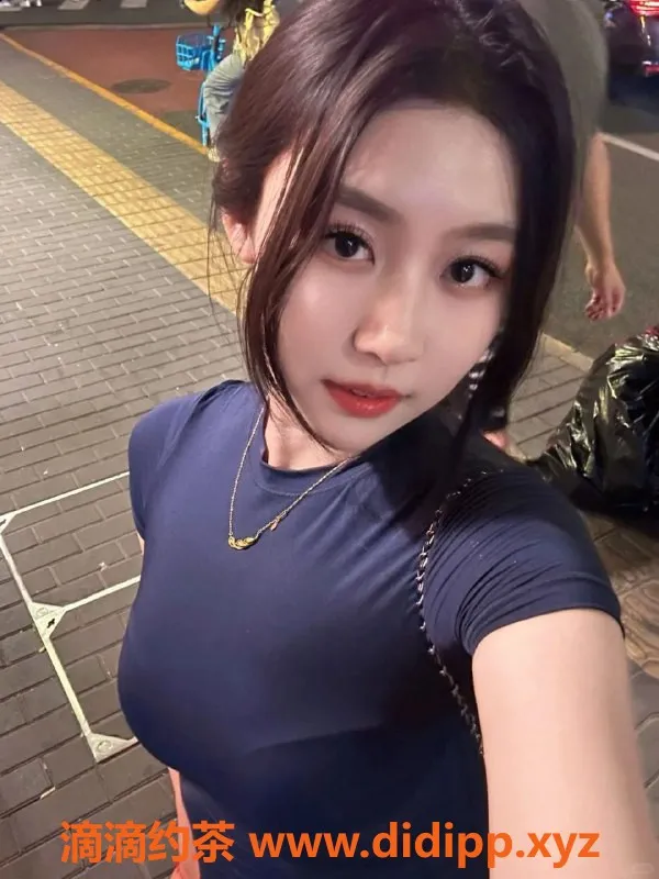 杭州楼凤-上城橙子老师，171高、24岁诱惑女友