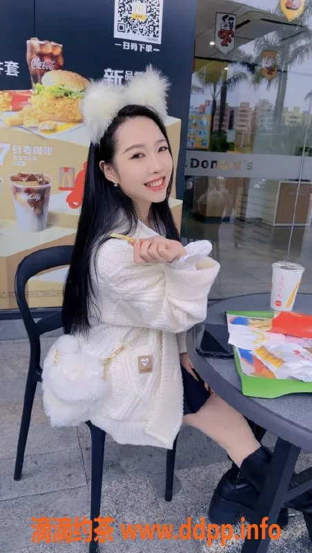 深圳楼凤-深圳龙华千元档新人小姐，1000元起服务