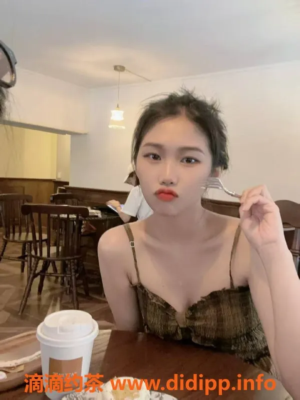 南京楼凤-江宁桃桃酱，160高挑，90身材，600元服务等你来体验！