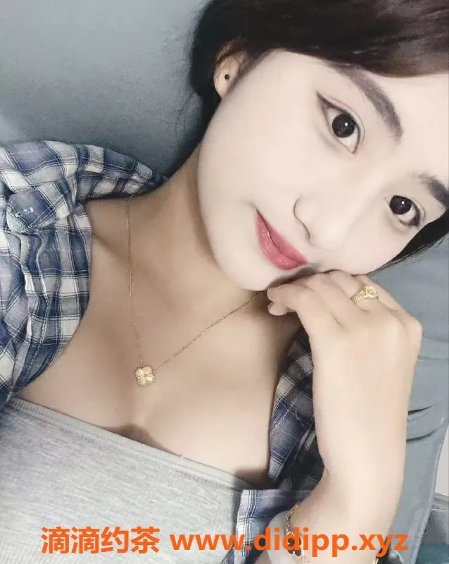 南昌楼凤资源信息,青山湖倪倪，18岁嫩妹，165cm，45kg，服务多样