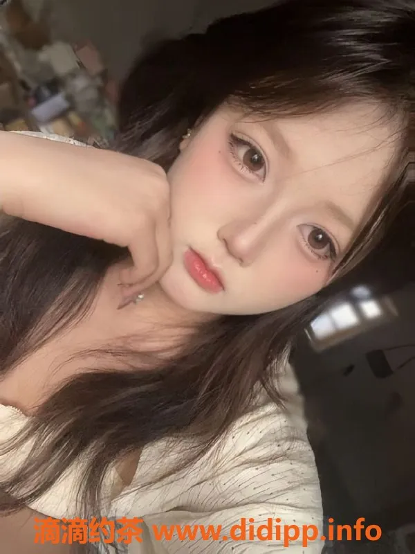 成都楼凤-成华区#baby，161cm，115斤，声控必试！