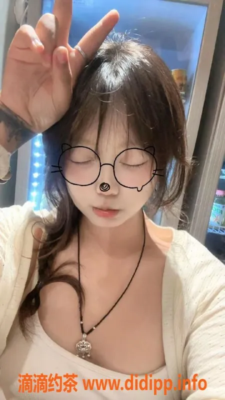 成都楼凤-成华区#baby，161cm，115斤，声控必试！