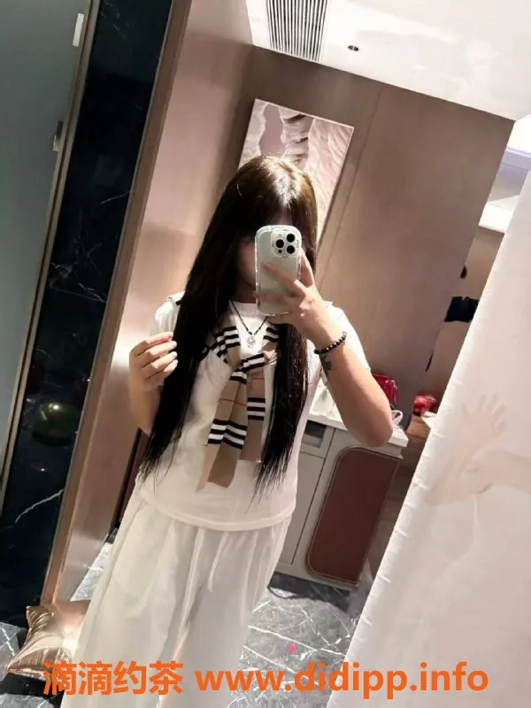 北京楼凤资源信息,朝阳潘家园玉米 18岁169cm D罩杯仅9元茶费