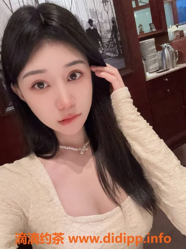 成都楼凤-高新区御姐车嘉月，颜值高、服务好