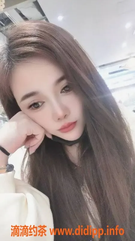 北京楼凤-朝阳思瑶 26岁 E杯 164cm 服务1200元