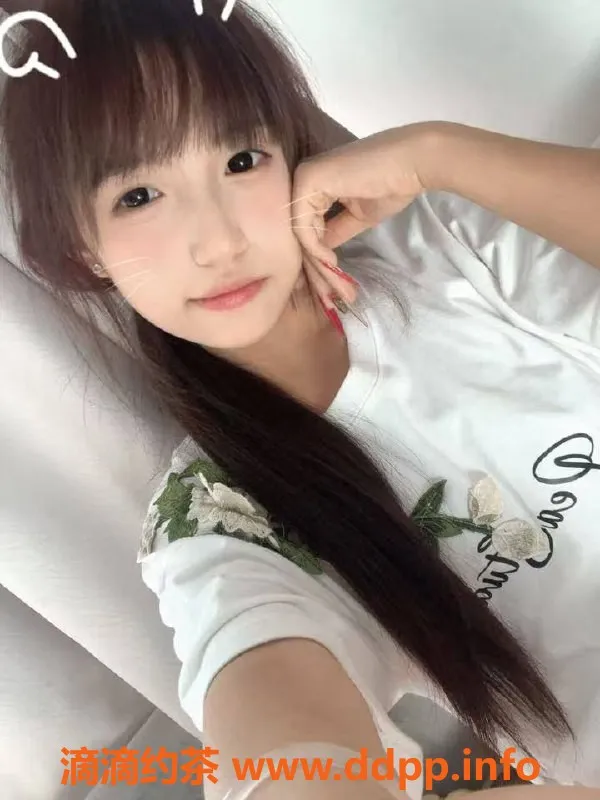 重庆楼凤-渝北18岁欣小瑶，156cm提供专业服务