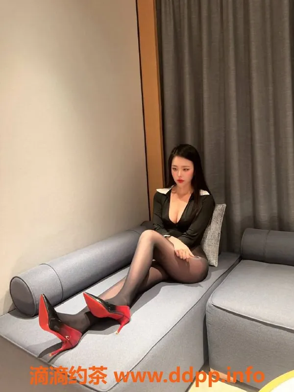 南京楼凤-江宁区苏念，170高挑靓妹，24岁C罩杯