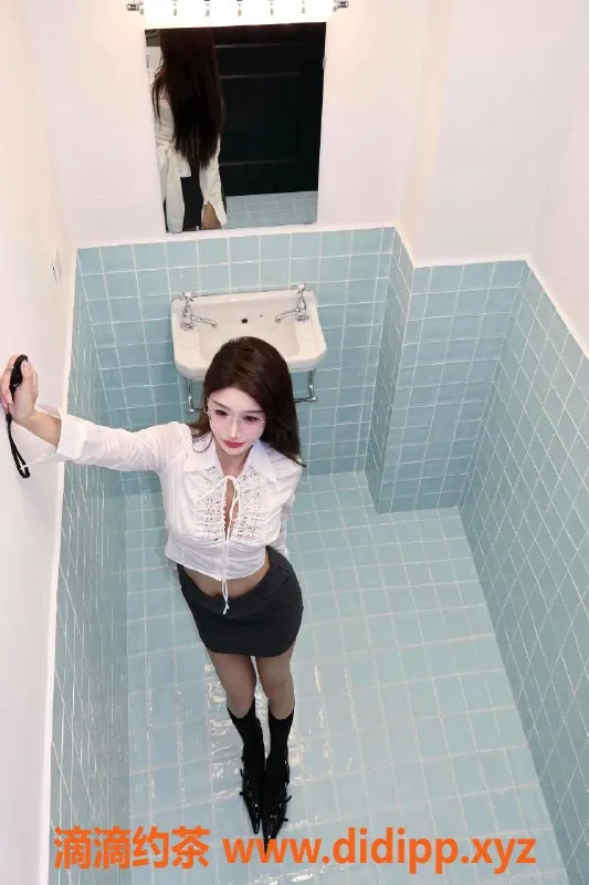 广州楼凤-海珠区精致御姐安琪，24岁，166cm，34C