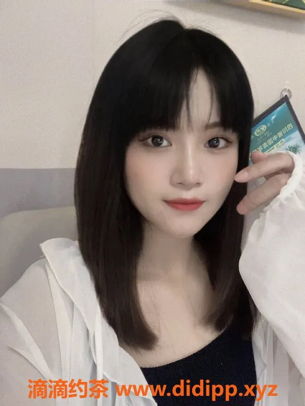 成都楼凤资源信息,大学生泡芙，城市上门服务，700/1100价位