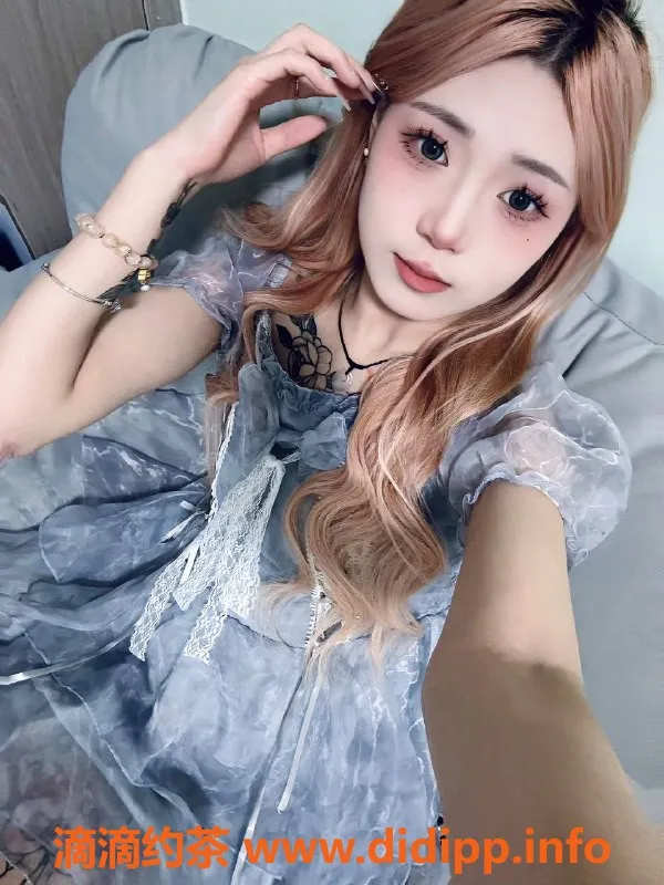 广州楼凤-白云浅浅，800元尽享舌吻与69p服务