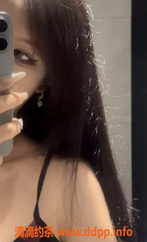 赣州楼凤-章贡区左左：165cm 55斤 22岁 顶级服务仅600P起