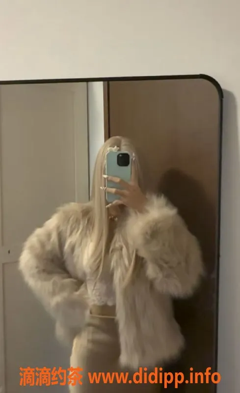 赣州楼凤-章贡区左左：165cm 55斤 22岁 顶级服务仅600P起