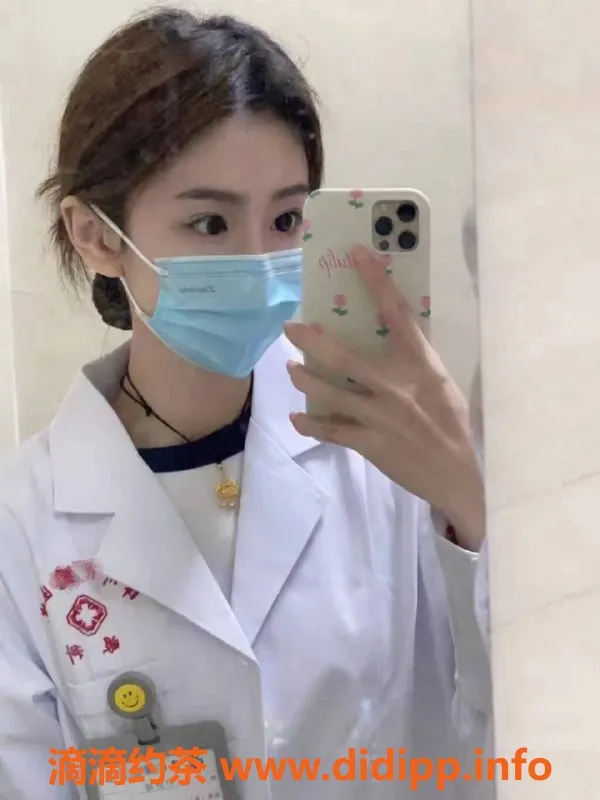 嘉兴楼凤资源信息,桐乡小莫，身高168，110斤，27岁，服务多样