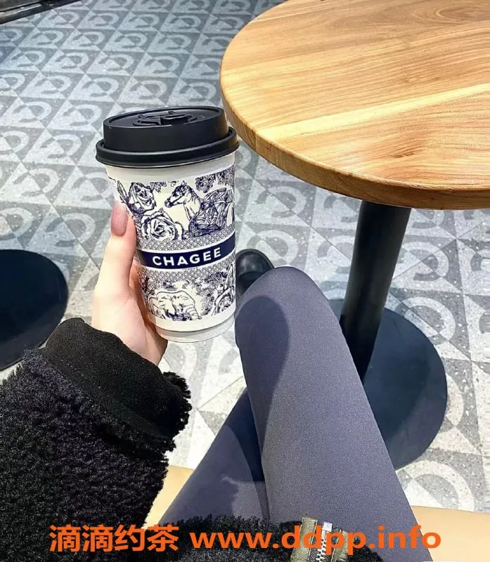 台州楼凤-金山区沫沫，164cm，49kg，800元靠谱品茶