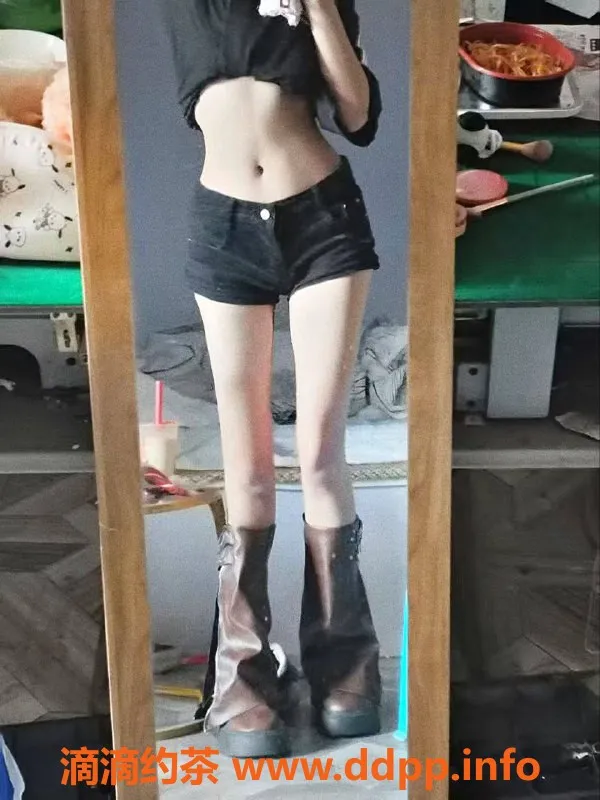 烟台外围-烟台星公馆小鱼，20岁高挑嫩妹，颜值超高